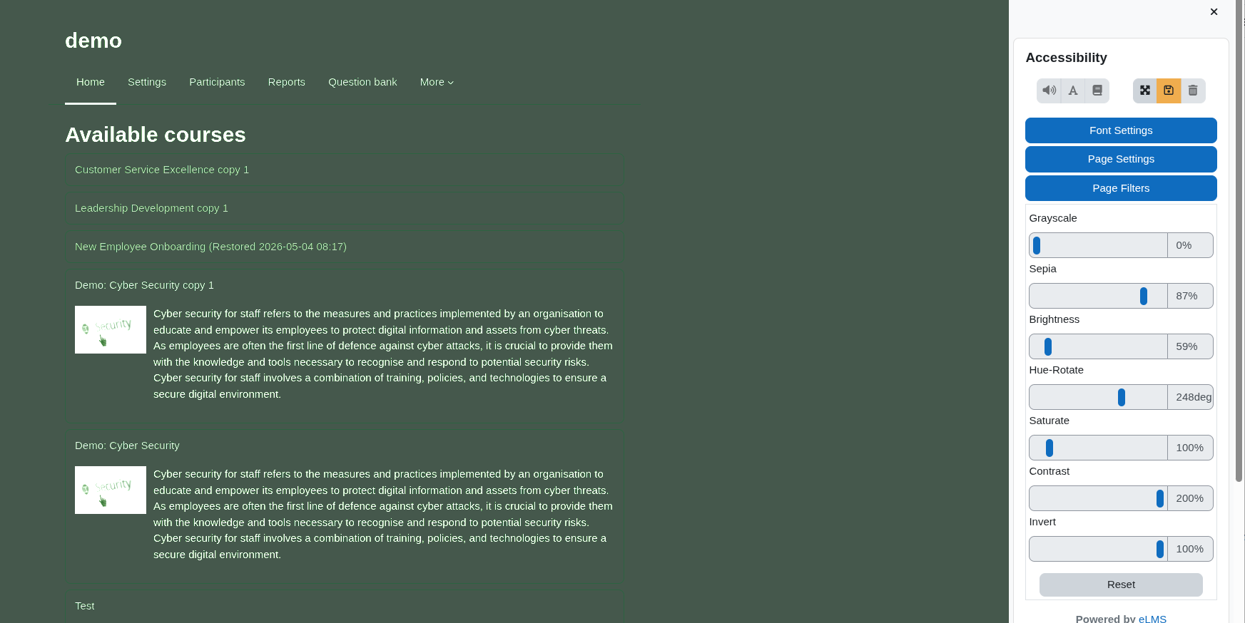 A webpage displaying a list of available courses with accessibility settings on the right
