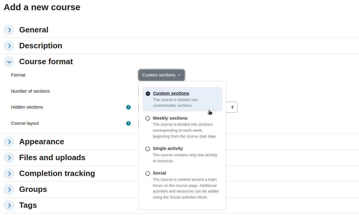 Dropdown menu showing course format options in an online course setup interface